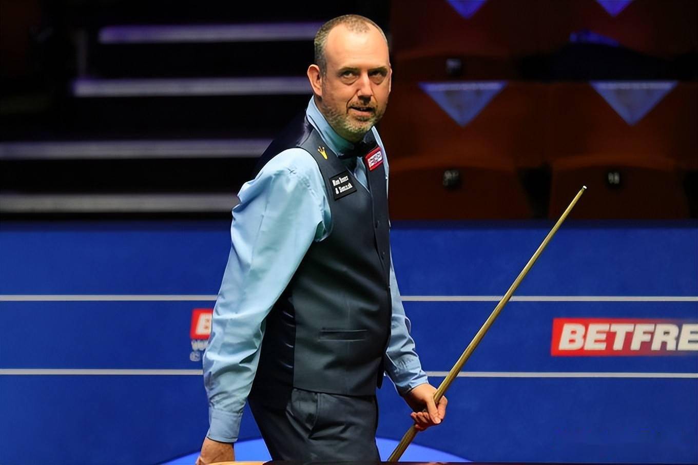 透过杨洪波 透过杨洪波