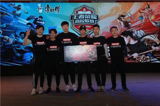 拼到最后一 拼到最后一