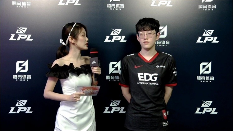 和兵线推进 和兵线推进